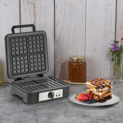 4 Slice Belgian Waffle Maker Non-Stick Cook Plate Adjustable Temperature 1200W