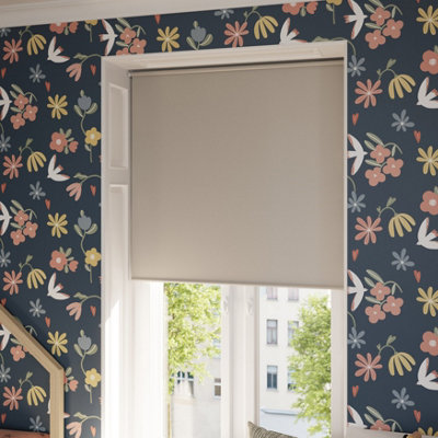 GoodHome Boreas Corded Pearl Grey Blackout Roller Blind (W)90Cm (L)180Cm