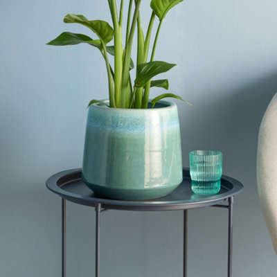 Shop indoor pots.