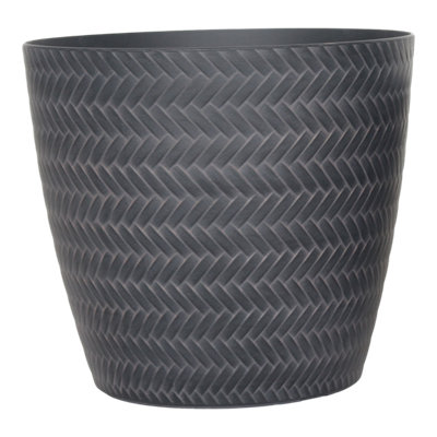 Verve Rattan Effect Black Recycled Plastic Plant Pot (Dia) 18Cm(H)17Cm from B&Q