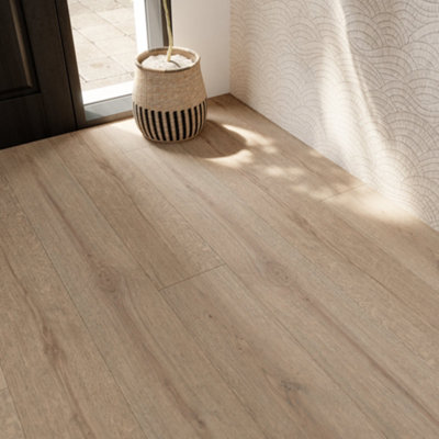 GoodHome Faversham Natural Oak Effect Structured Laminate Flooring1.99M² from B&Q