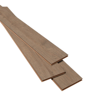 GoodHome Faversham Natural Oak Effect Structured Laminate Flooring Sample from B&Q