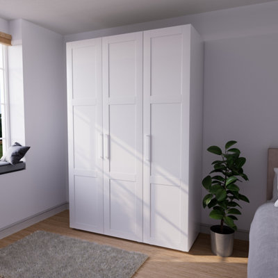  - Atomia Modern Matt Pocelain Tall Triple Wardrobe (H)2247mm (W)1000mm (D)580mm