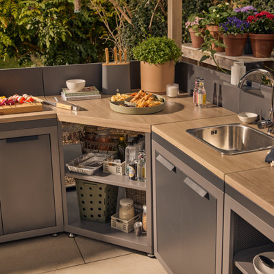 Shop Outdoor kitchens
