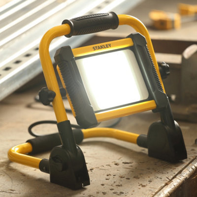 Litecraft Stanley Portable Black 10 Watt Led Ip65 Outdoor Work Light from B&Q
