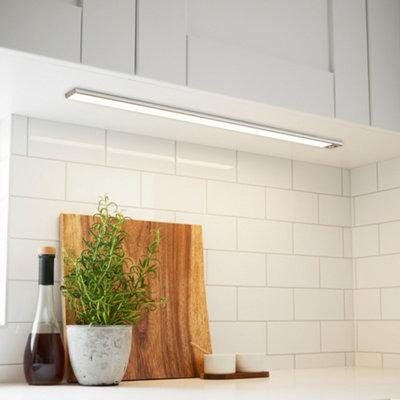 B&Q -  3 Watt 56.4Cm Cool White Led Rechargeable Under Cabinet Magnetic Light With Pir Sensor