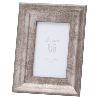 Hill Interiors Convex Single Photo Frame Silver (5In X 7In) from B&Q