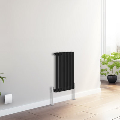 B&Q -  Horizontal Flat Panel Single Designer Radiator Central Heating Rads 600X408mm Black
