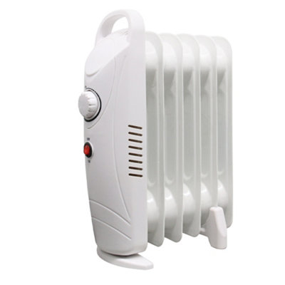 Right Radiators Oil Filled Radiator 6 Fin 800W Mini Electric Portable Heater Thermostat White from B&Q