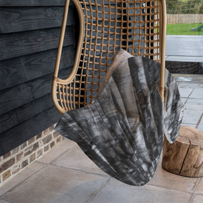 Andrew Lee Black And White Bamboo (Blanket) / Default Title from B&Q