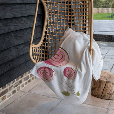 Andrew Lee Rose Drawing (Blanket) / Default Title from B&Q