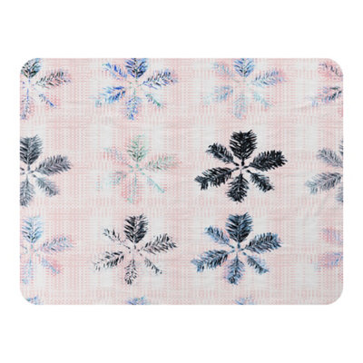 Andrew Lee Colorful Pine Leaves (Blanket) / Default Title from B&Q