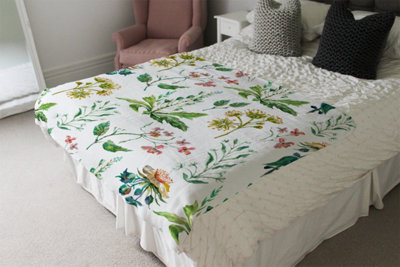 Andrew Lee Watercolour Leaves & Flowers (Blanket) / Default Title from B&Q
