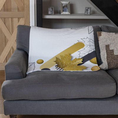 Andrew Lee Geometric Pattern (Blanket) / Default Title from B&Q
