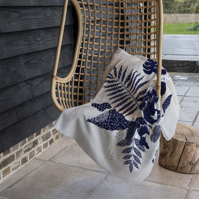 Andrew Lee Decorative Leaf Prints (Blanket) / Default Title from B&Q