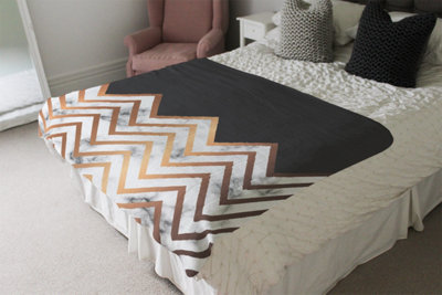Andrew Lee Marble Zig Zag Pattern (Blanket) / Default Title from B&Q