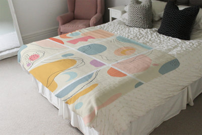 Andrew Lee Hand Drawn Various Shapes And Doodle Objects (Blanket) / Default Title from B&Q
