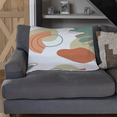 Andrew Lee Line Art And Botanical Elements (Blanket) / Default Title from B&Q