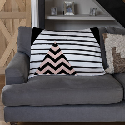 Andrew Lee TrianglesCircles & Zig Zag Patterns (Blanket) / Default Title from B&Q