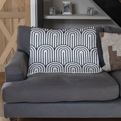 Andrew Lee Geometric Curves (Blanket) / Default Title from B&Q