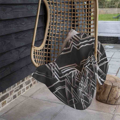 Andrew Lee Geometric Art (Blanket) / Default Title from B&Q