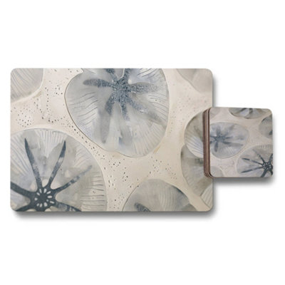 B&Q -  Sea Life Jellyfish Placemats And Coasters Set Of 12 Pieces With Wood Bottom