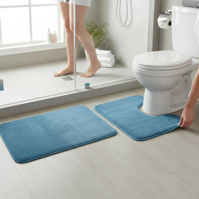 Soak Denim Blue Bath And Pedestal Mat Set from B&Q