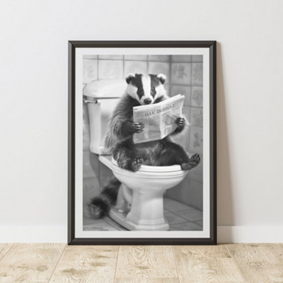 B&Q -  Badger On The Toilet Animal Print A4 Size - Image 3