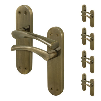 Afit Brass Door Handles Latch5 Pairs Of Internal Twist Antique Brass Backplate HandlesNovi Range from B&Q
