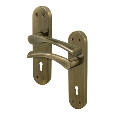 Afit Brass Lock Door Handles1 Pair Of Internal Twist Of Antique Brass Backplate HandlesNovi Range from B&Q