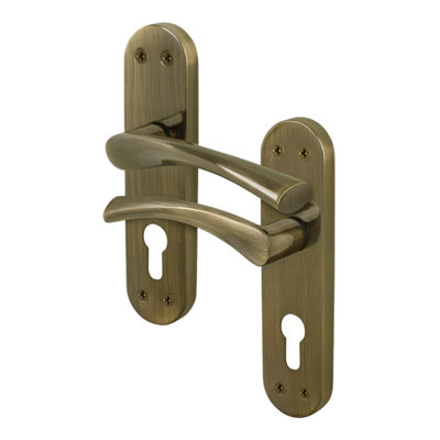 Afit Brass Euro Door Handles1 Pair Of Internal Twist Of Antique Brass Backplate HandlesNovi Range from B&Q