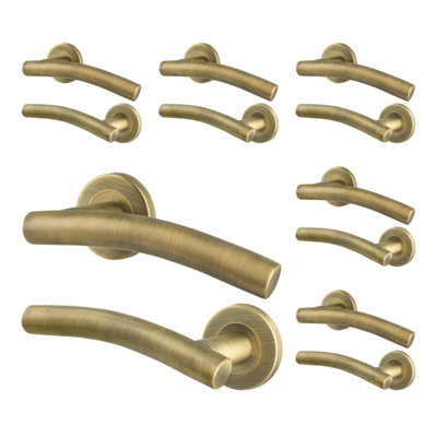 Afit Brass Door Handles Round Rose6 Pairs Of Antique Brass Curved Internal Lever HandlesArco Range from B&Q