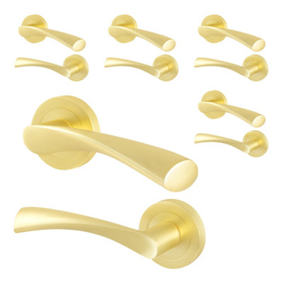 Afit Brass Door Handles Round Rose5 Pairs Of Internal Satin Brass Lever HandlesNovi Range from B&Q