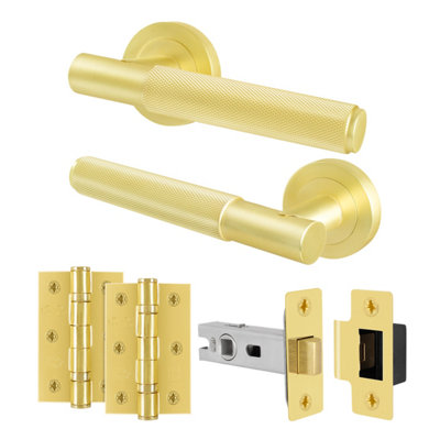 B&Q -  Satin Brass Door Handles Round Rose Latch Kit1 Pair Knurled Internal Lever HandlesLatch 64mm And HingesNurl