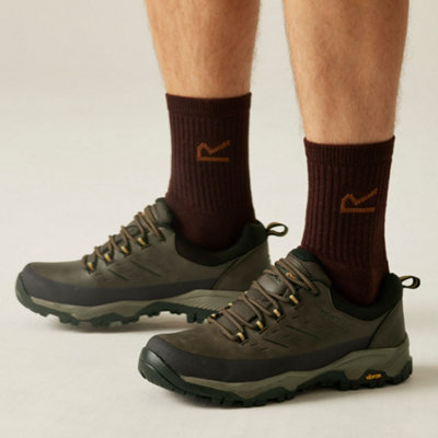 B&Q -  Men's Blake Low Vibram Walking Shoes