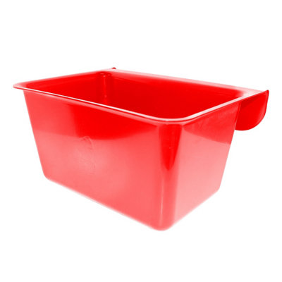 Red Gorilla Plas Feeding Bucket Red (One Size) from B&Q