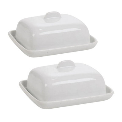 Urbn-Living Set Of 2White Rectangle Mini Ceramic Butter Dishes With Lid from B&Q