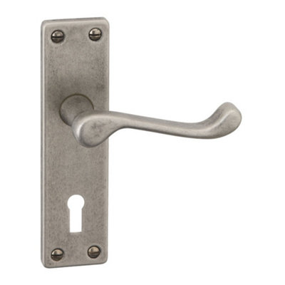 Urbn-Living PewterKeyholeUrfic Victoria Lever Door Handles