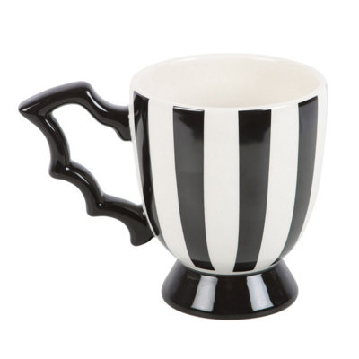  - Something Different Striped Bat Wing Tea Cup Black/white (One Size)