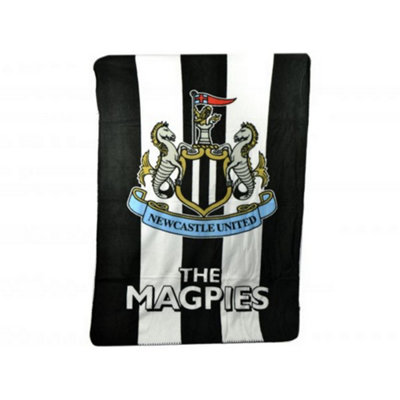 Newcastle United Fc Fleece Blanket White/black (One Size) from B&Q