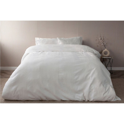 Belledorm Waffle Stripe Duvet Cover Set Vanilla (Double) from B&Q