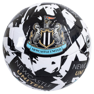 Newcastle United Fc Graffiti Football Black/white/blue/gold (5) from B&Q