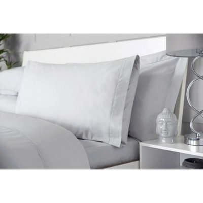 Belledorm Egyptian Cotton Deep Fitted Sheet Platinum (Double) from B&Q