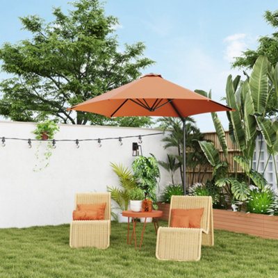 Outsunny 2.5M Offset Roma Patio Umbrella W/ 360-Degree RotationOrange from B&Q