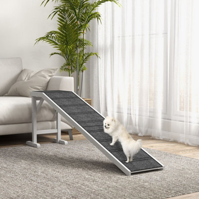 B&Q -  Pet Ramp For Dogs Cats With Non-Slip Carpet For Bed SofaWhite