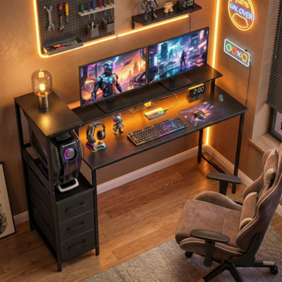 Homcom 147Cm Gaming Desk With Charging Station And Rgb LightsBlack from B&Q