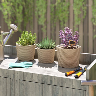 Outsunny Seagrass Plant Pots Flower Planters Bohemian Style Set Of 3 Natural from B&Q