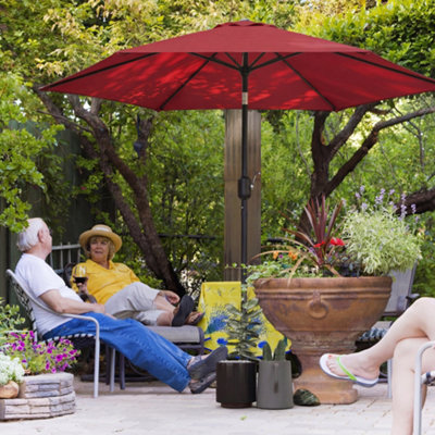 Outsunny 2.6M Garden Parasol Umbrella With Aluminium PoleTiltCrank from B&Q