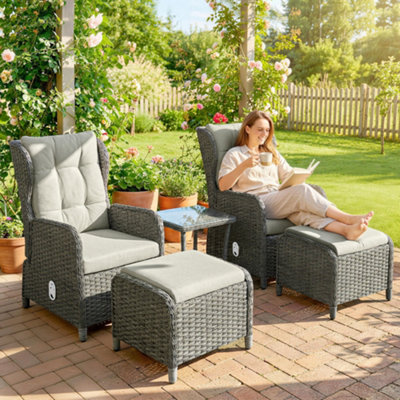 Outsunny Garden Furniture SetRattan Reclining Garden Chair SetCream from B&Q