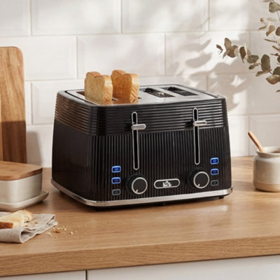 B&Q -  4 Slice Electric Toaster With 7 Browning Levels1860WBlack